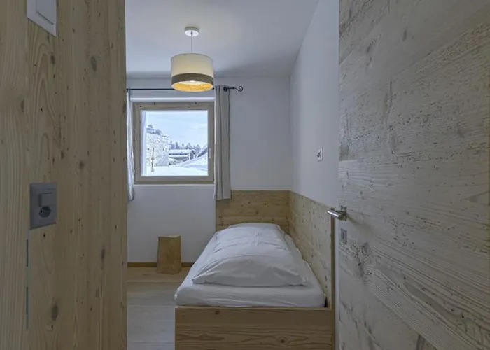 Apartamento Chesa Muntanella - *